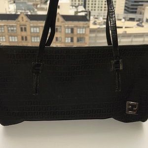 Vintage fendi bag in fair condition.  This could be repaired easily